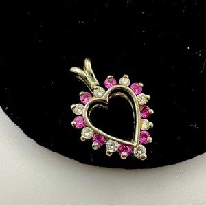 Gorgeous Pink Sapphire & Diamond 14k White Gold Heart Shaped Pendant. WT 1.42gr